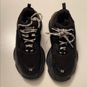 Balenciaga Sneakers (Triple S)